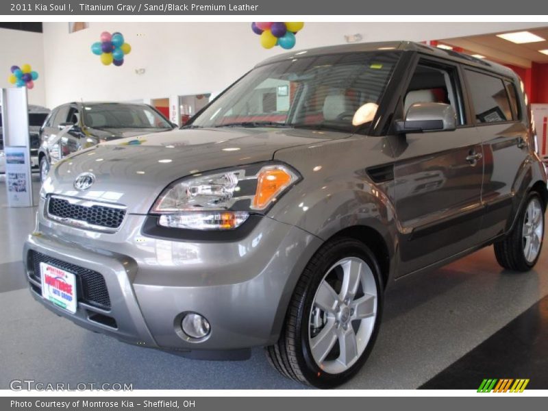 Titanium Gray / Sand/Black Premium Leather 2011 Kia Soul !