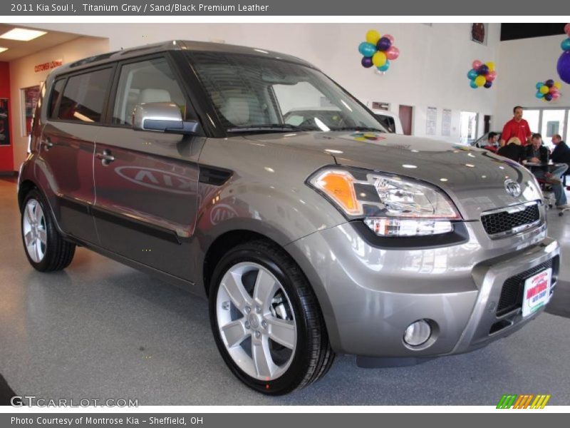 Titanium Gray / Sand/Black Premium Leather 2011 Kia Soul !