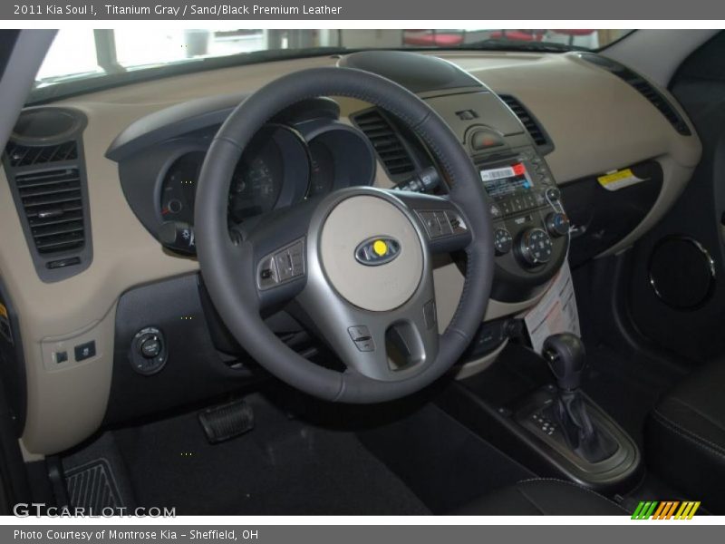 Titanium Gray / Sand/Black Premium Leather 2011 Kia Soul !