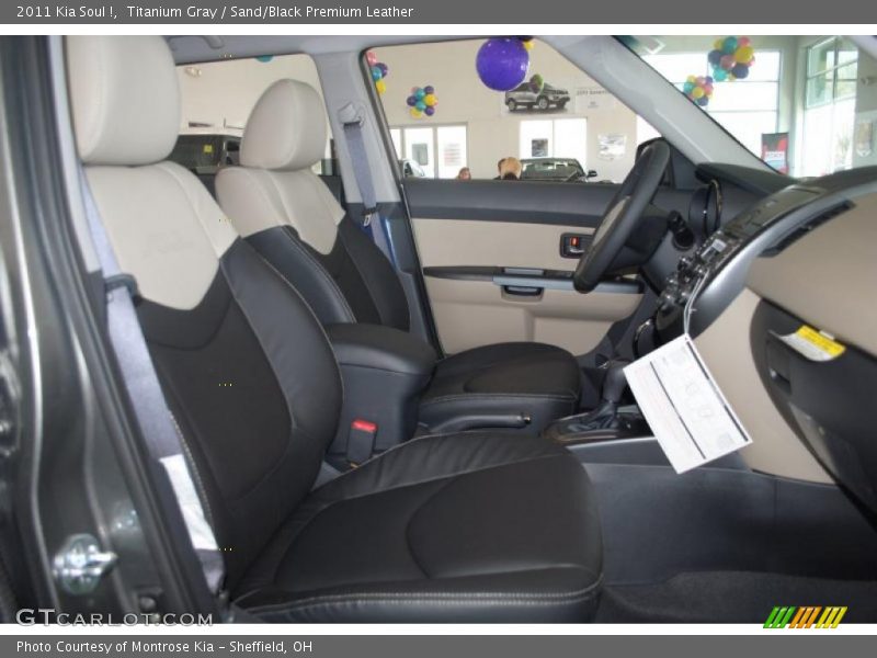 Titanium Gray / Sand/Black Premium Leather 2011 Kia Soul !