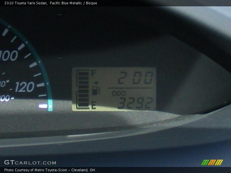 Pacific Blue Metallic / Bisque 2010 Toyota Yaris Sedan