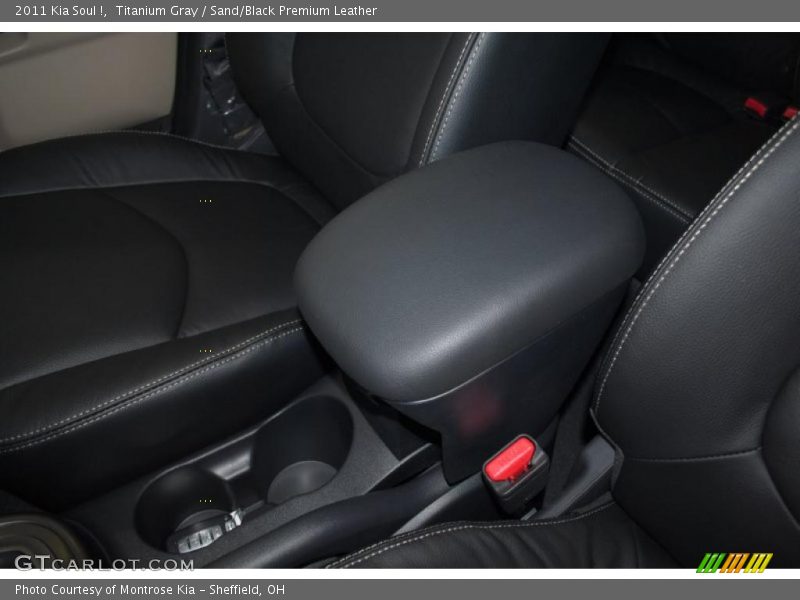 Titanium Gray / Sand/Black Premium Leather 2011 Kia Soul !