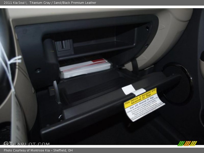 Titanium Gray / Sand/Black Premium Leather 2011 Kia Soul !