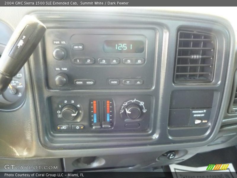 Summit White / Dark Pewter 2004 GMC Sierra 1500 SLE Extended Cab