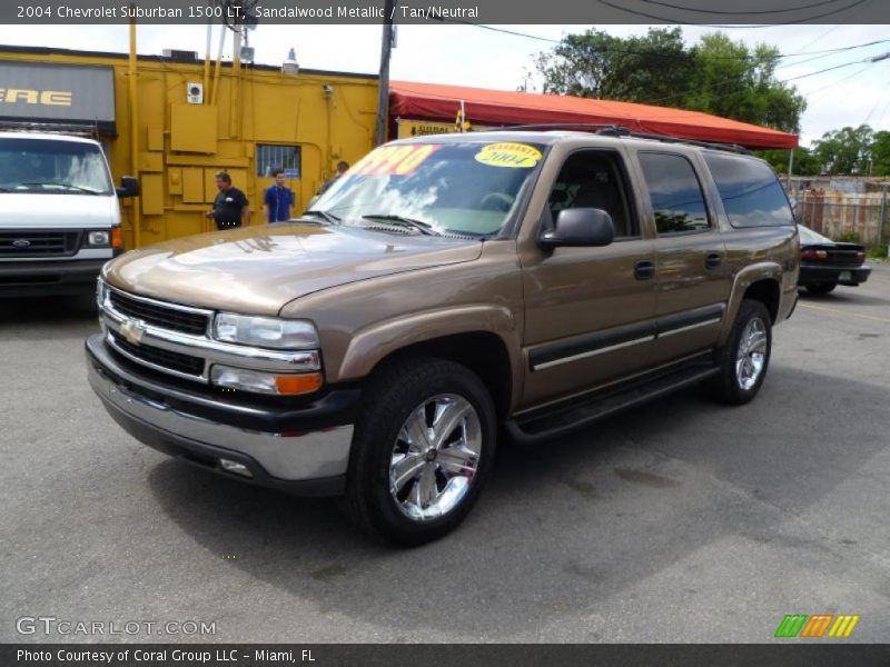 Sandalwood Metallic / Tan/Neutral 2004 Chevrolet Suburban 1500 LT