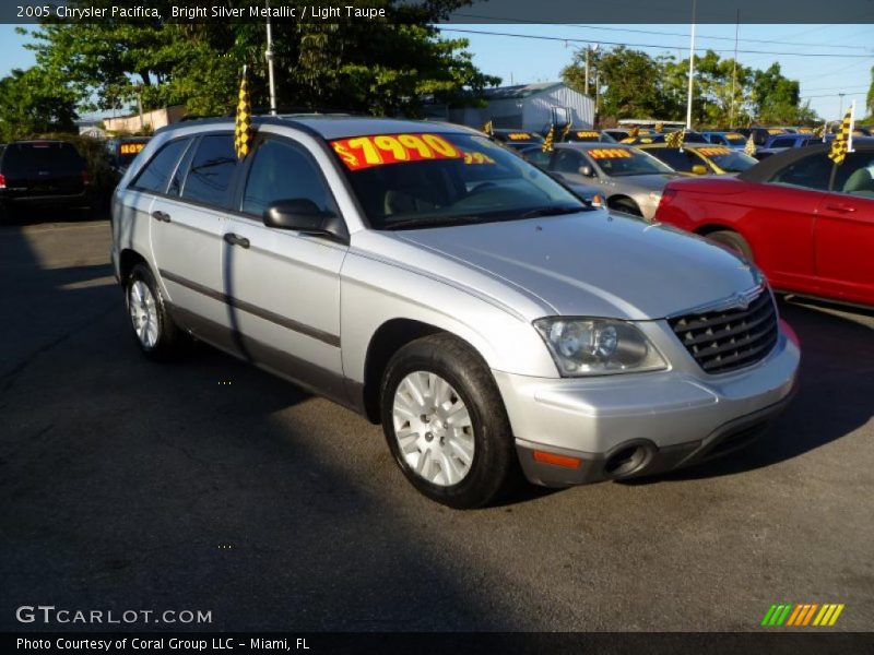 Bright Silver Metallic / Light Taupe 2005 Chrysler Pacifica