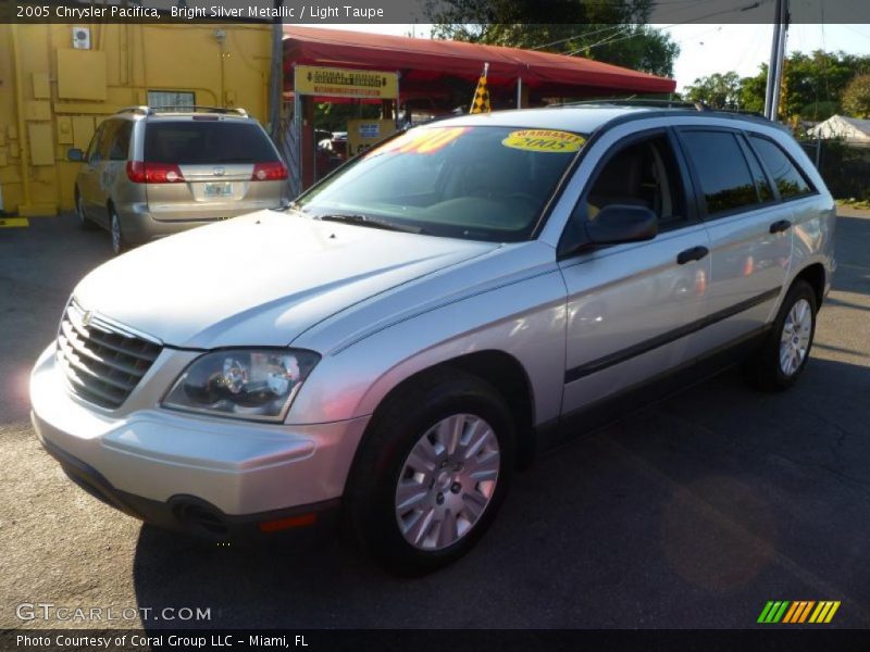 Bright Silver Metallic / Light Taupe 2005 Chrysler Pacifica