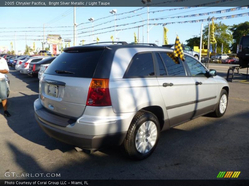 Bright Silver Metallic / Light Taupe 2005 Chrysler Pacifica