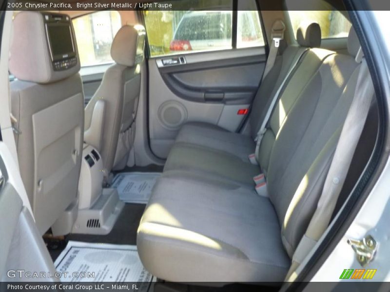 Bright Silver Metallic / Light Taupe 2005 Chrysler Pacifica