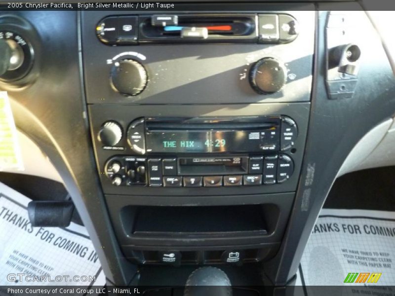 Bright Silver Metallic / Light Taupe 2005 Chrysler Pacifica