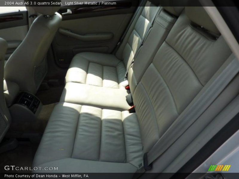  2004 A6 3.0 quattro Sedan Platinum Interior