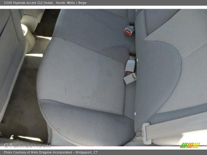 Nordic White / Beige 2006 Hyundai Accent GLS Sedan