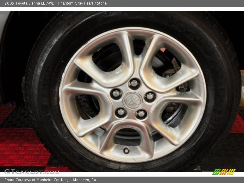 Phantom Gray Pearl / Stone 2005 Toyota Sienna LE AWD