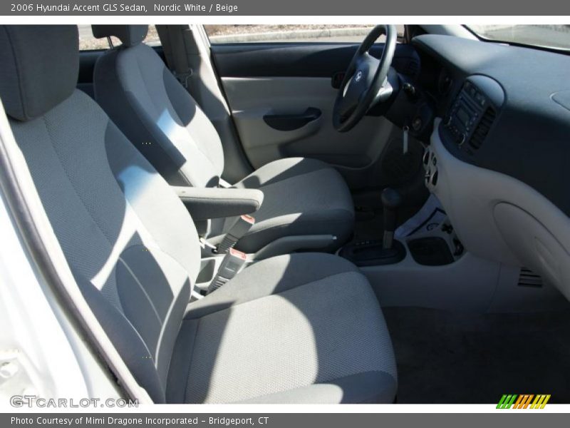 Nordic White / Beige 2006 Hyundai Accent GLS Sedan