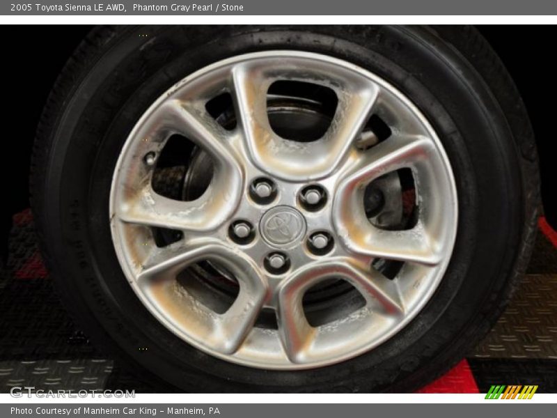 Phantom Gray Pearl / Stone 2005 Toyota Sienna LE AWD