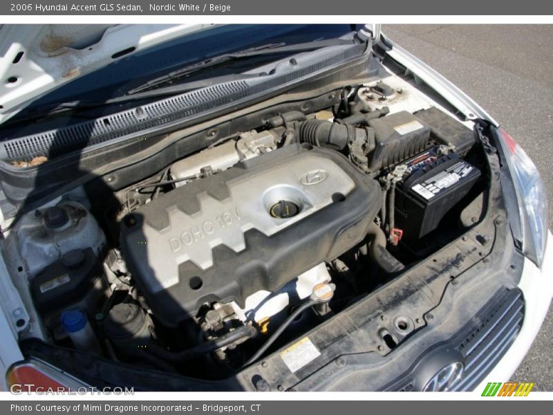 Nordic White / Beige 2006 Hyundai Accent GLS Sedan