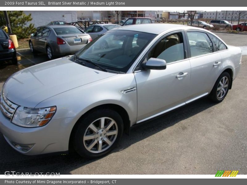 Brilliant Silver Metallic / Medium Light Stone 2009 Ford Taurus SEL