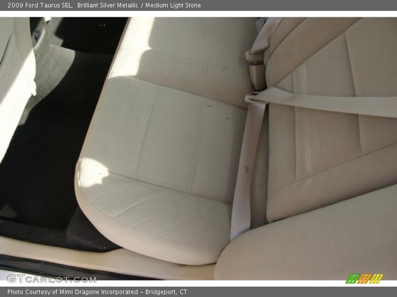 Brilliant Silver Metallic / Medium Light Stone 2009 Ford Taurus SEL