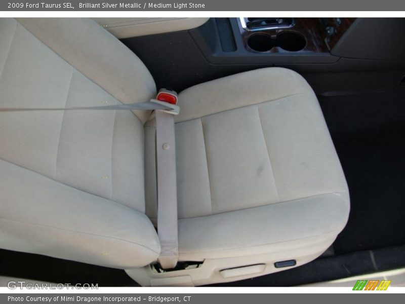 Brilliant Silver Metallic / Medium Light Stone 2009 Ford Taurus SEL