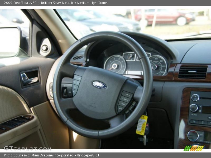 Brilliant Silver Metallic / Medium Light Stone 2009 Ford Taurus SEL