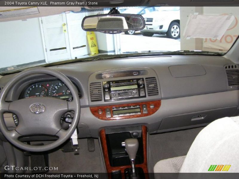 Phantom Gray Pearl / Stone 2004 Toyota Camry XLE
