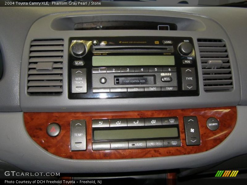 Phantom Gray Pearl / Stone 2004 Toyota Camry XLE