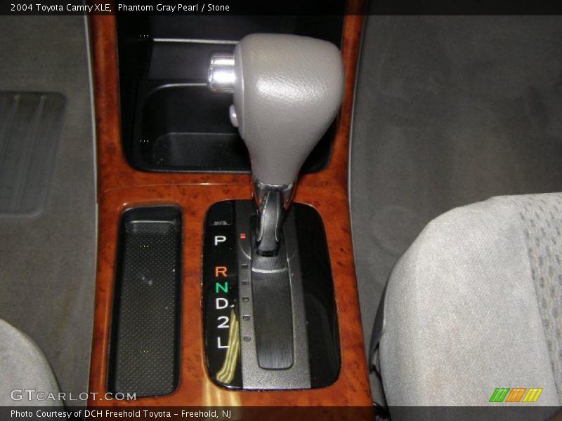 Phantom Gray Pearl / Stone 2004 Toyota Camry XLE