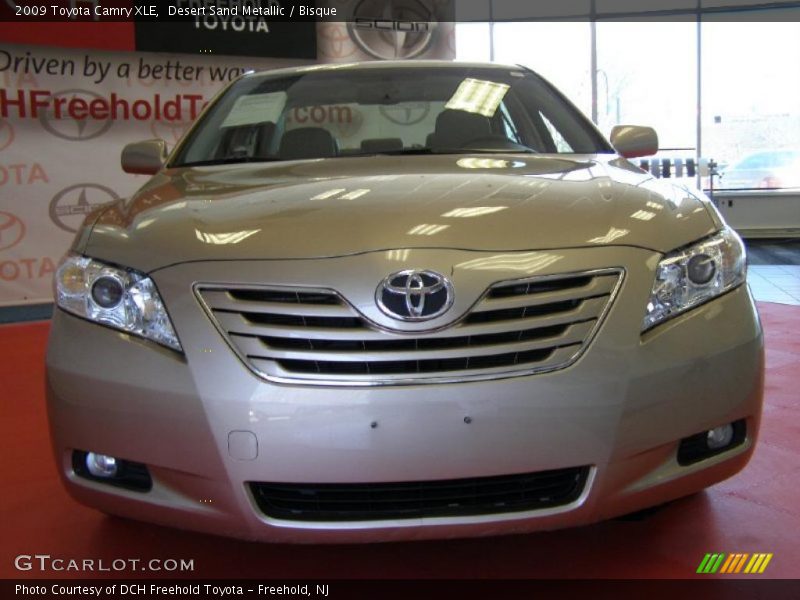 Desert Sand Metallic / Bisque 2009 Toyota Camry XLE