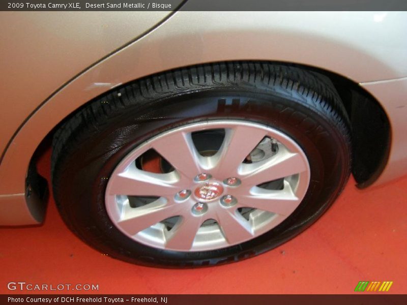 Desert Sand Metallic / Bisque 2009 Toyota Camry XLE