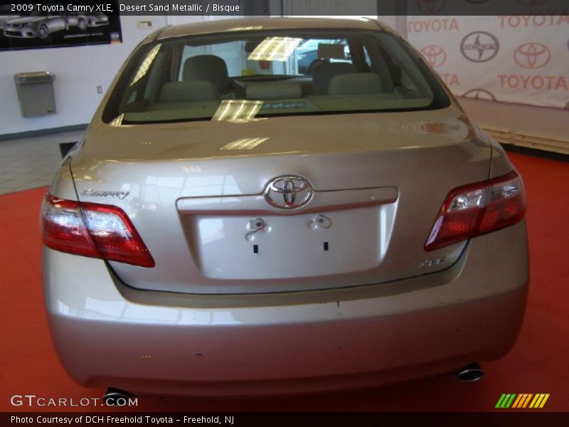 Desert Sand Metallic / Bisque 2009 Toyota Camry XLE