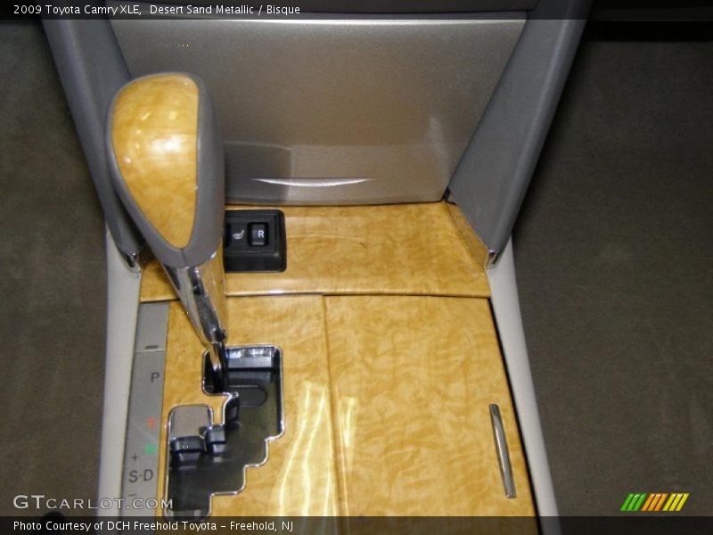 Desert Sand Metallic / Bisque 2009 Toyota Camry XLE