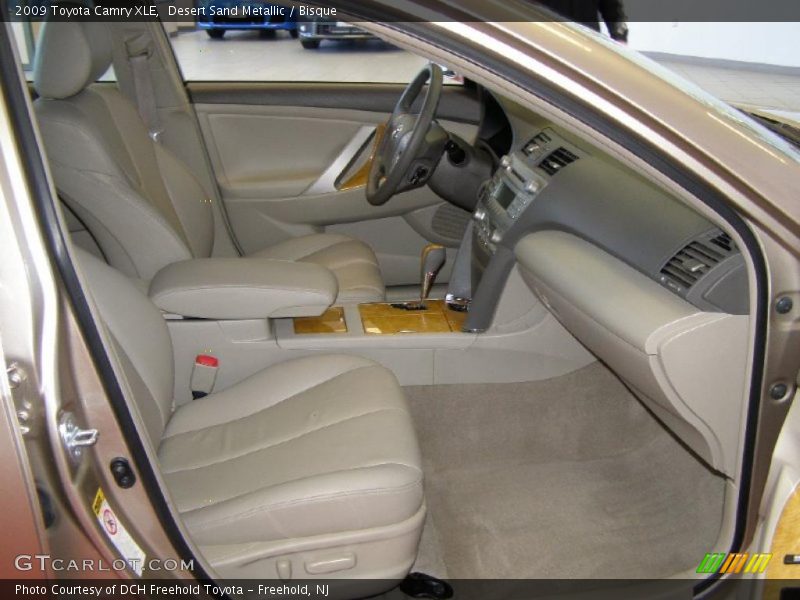 Desert Sand Metallic / Bisque 2009 Toyota Camry XLE