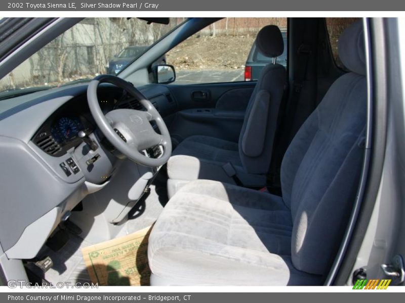 Silver Shadow Pearl / Gray 2002 Toyota Sienna LE