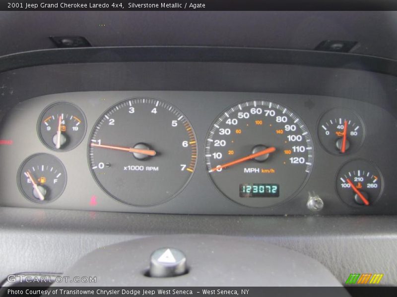 Silverstone Metallic / Agate 2001 Jeep Grand Cherokee Laredo 4x4