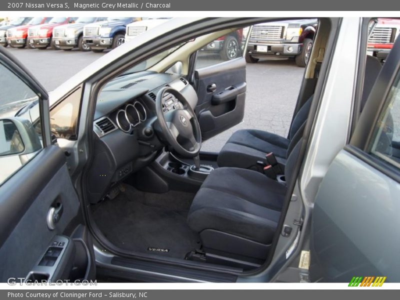 Magnetic Grey Metallic / Charcoal 2007 Nissan Versa S