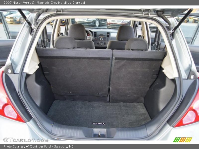 Magnetic Grey Metallic / Charcoal 2007 Nissan Versa S