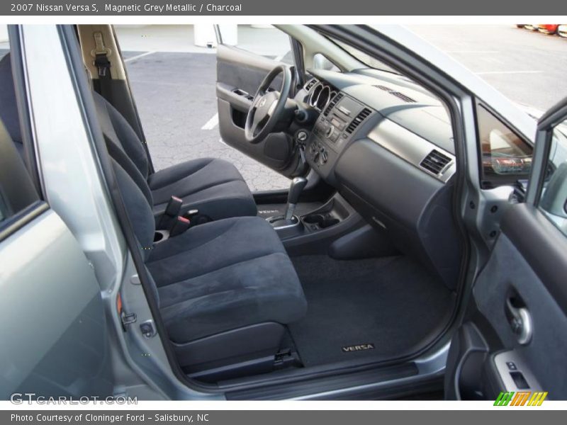 Magnetic Grey Metallic / Charcoal 2007 Nissan Versa S