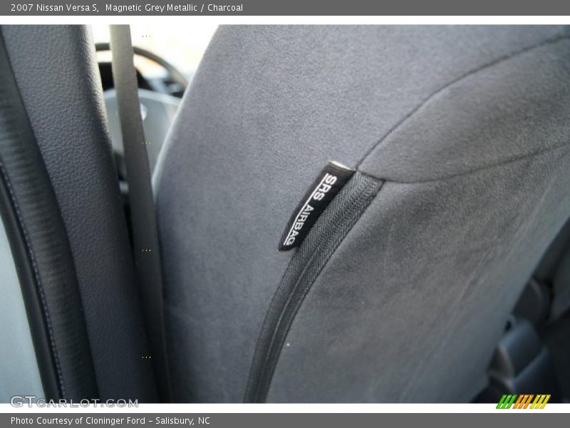 Magnetic Grey Metallic / Charcoal 2007 Nissan Versa S