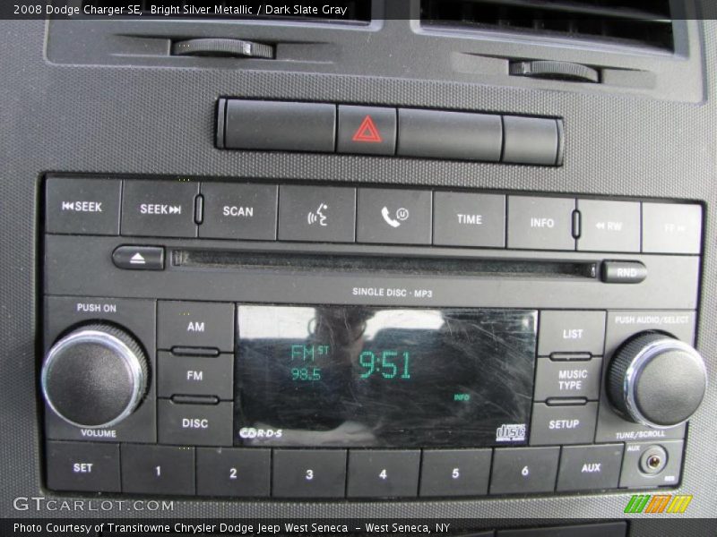 Bright Silver Metallic / Dark Slate Gray 2008 Dodge Charger SE