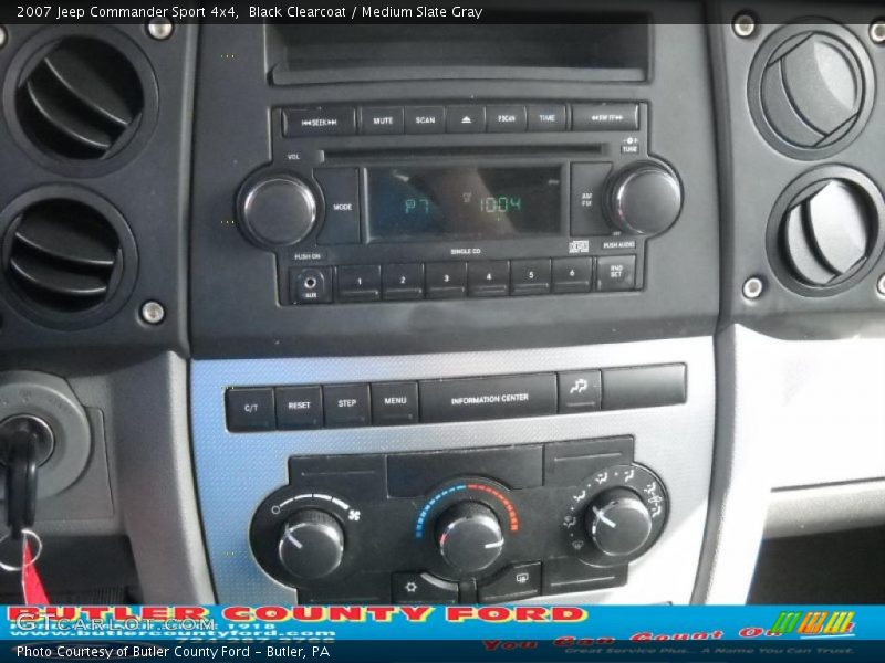 Black Clearcoat / Medium Slate Gray 2007 Jeep Commander Sport 4x4