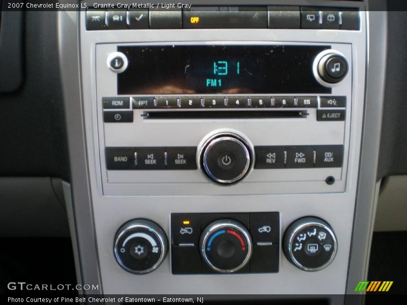 Granite Gray Metallic / Light Gray 2007 Chevrolet Equinox LS