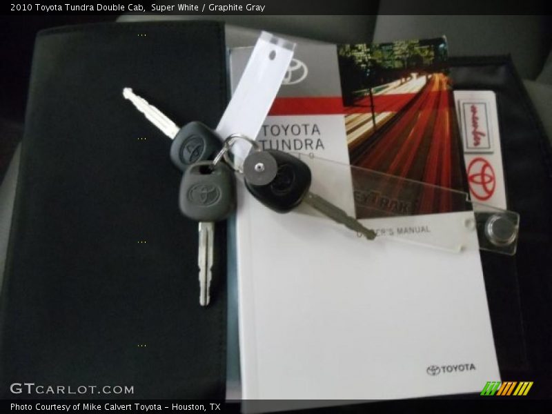 Super White / Graphite Gray 2010 Toyota Tundra Double Cab