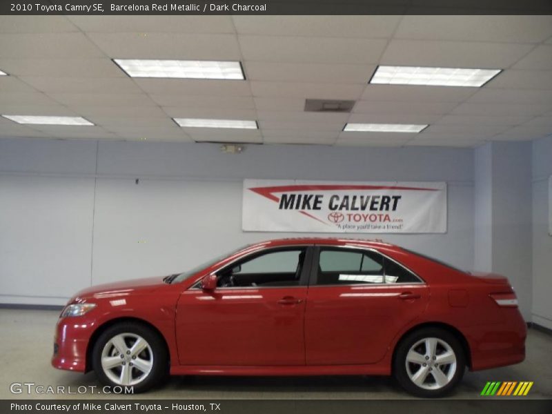 Barcelona Red Metallic / Dark Charcoal 2010 Toyota Camry SE
