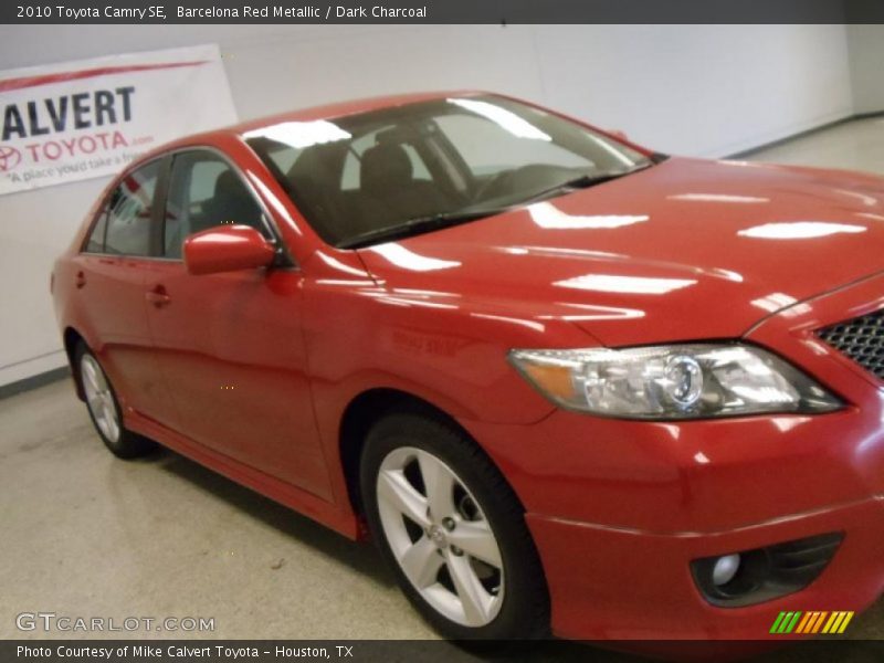Barcelona Red Metallic / Dark Charcoal 2010 Toyota Camry SE