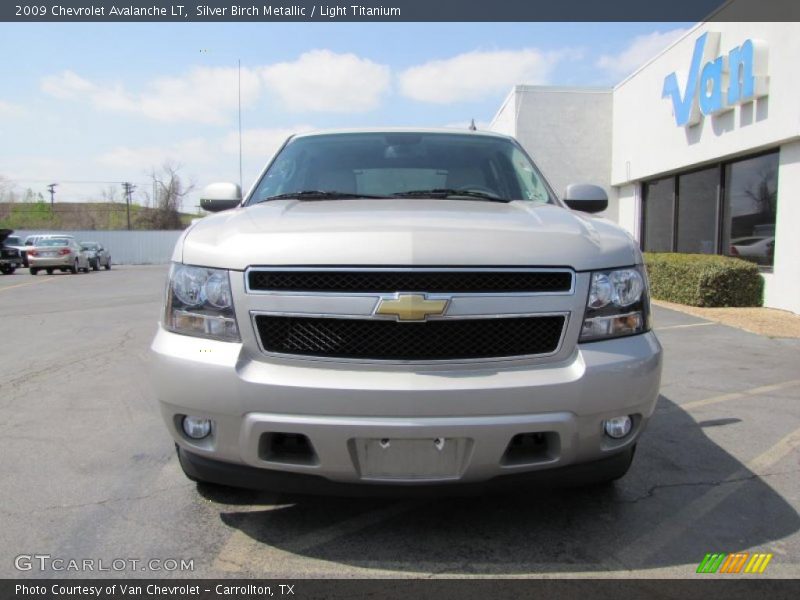 Silver Birch Metallic / Light Titanium 2009 Chevrolet Avalanche LT