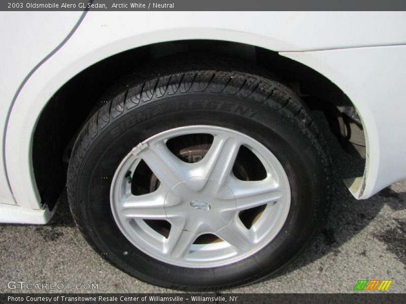 Arctic White / Neutral 2003 Oldsmobile Alero GL Sedan