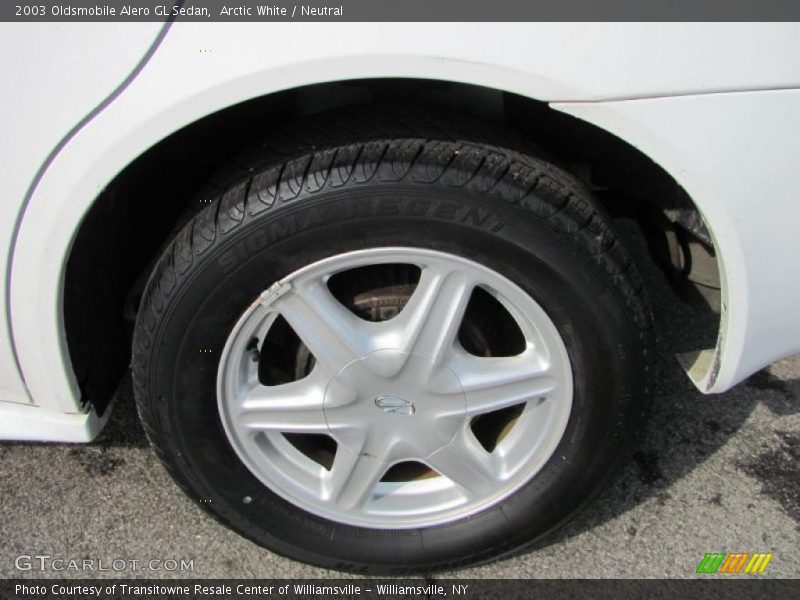 Arctic White / Neutral 2003 Oldsmobile Alero GL Sedan