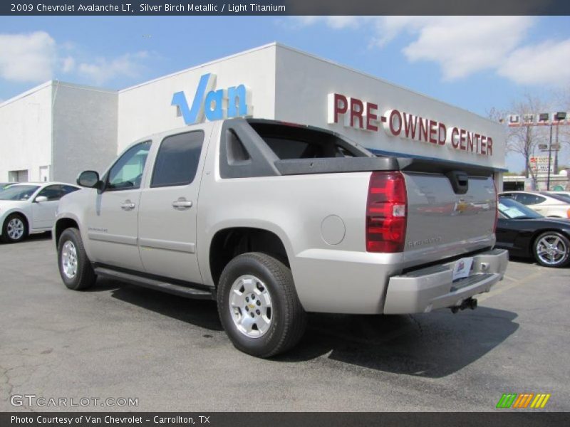 Silver Birch Metallic / Light Titanium 2009 Chevrolet Avalanche LT