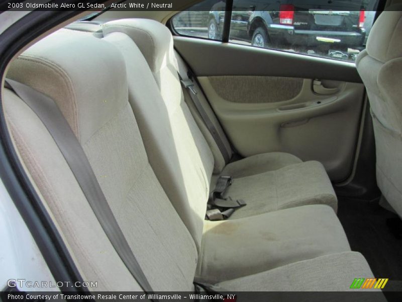 Arctic White / Neutral 2003 Oldsmobile Alero GL Sedan