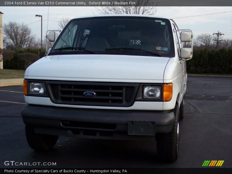 Oxford White / Medium Flint 2004 Ford E Series Van E350 Commercial Utility